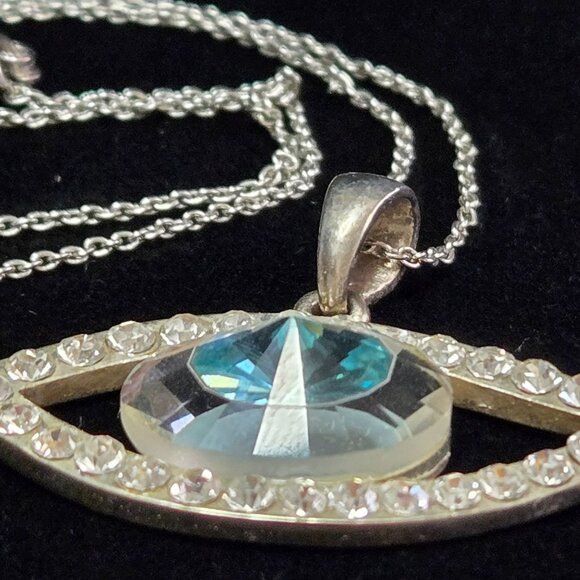 Vintage Blue Evil Eye Silvertone Pendant Necklace - Picture 5 of 6